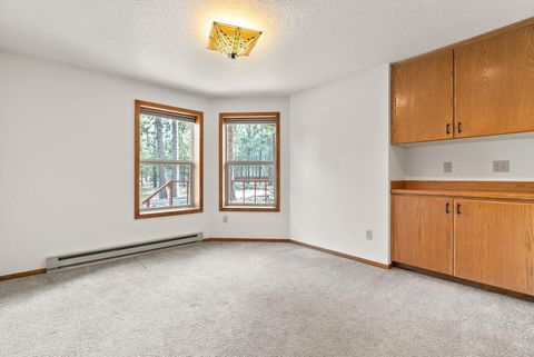 Tiny photo for 69271 Whippletree, Sisters, OR 97759 (MLS # 220215074)
