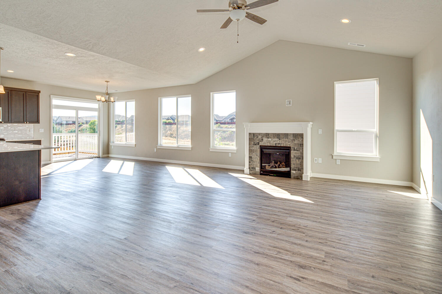 Stoneridge Terrace - Residential