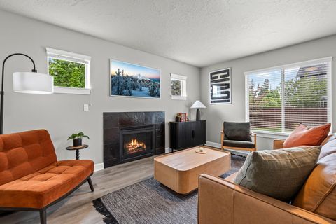 Tiny photo for 60999 Grand Targhee Drive, Bend, OR 97702 (MLS # 220221335)