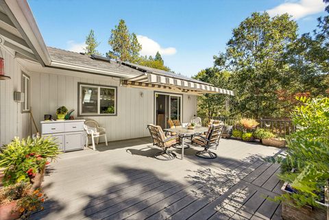 Tiny photo for 250 Cambridge Drive, Grants Pass, OR 97526 (MLS # 220210658)