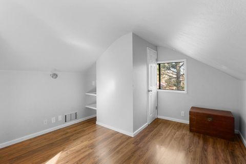 Tiny photo for 5316 Coleman Creek Rd Road, Medford, OR 97501 (MLS # 220213259)