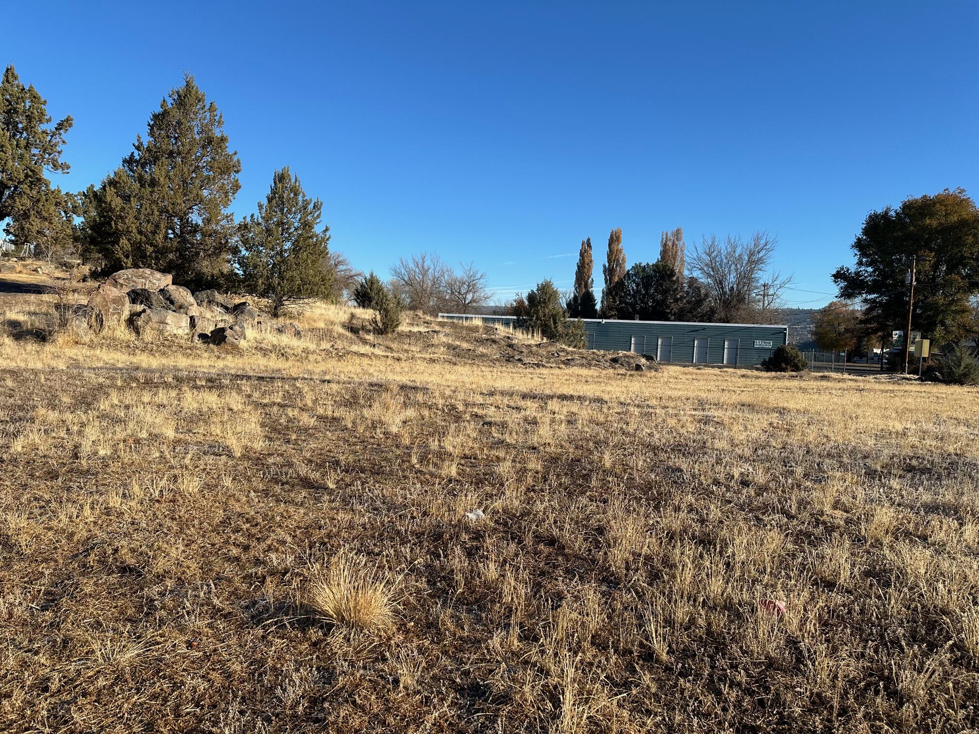 Bonanza - Commercial Sale