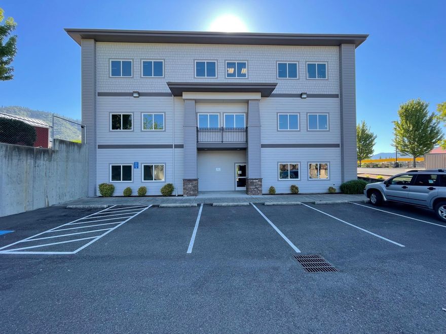 Ground floor space available in a quality multi-tenant office building within close proximity to the North Grants Pass interchange.  The approximately 3,000sf space is currently in cold shell condition allowing for a user specific buildout.  For the advertised rate, the owner will bring the space to a vanilla shell condition to include two restrooms, t-bar ceiling, exterior walls finished, carpet installed and mechanical and electrical stubbed to interior premises.  Property is located in General Commercial City of Grants Pass zoning which allows for a wide variety of uses.  Call Listing Broker for additional details such as Tenant Allowances and terms.