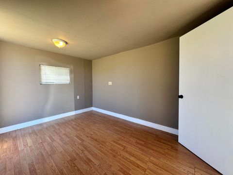 Tiny photo for 2533 Applegate Avenue, Klamath Falls, OR 97601 (MLS # 220217728)