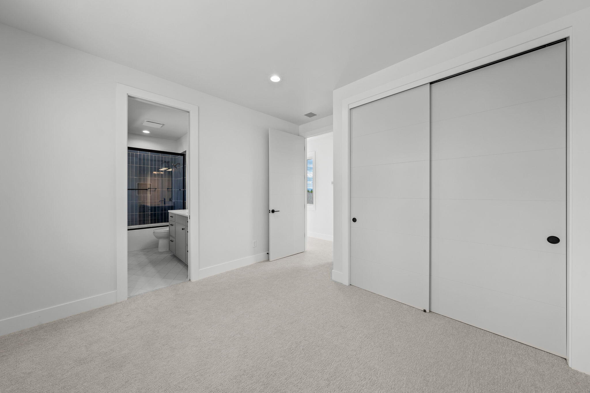 Discovery West Phase 4 - Residential