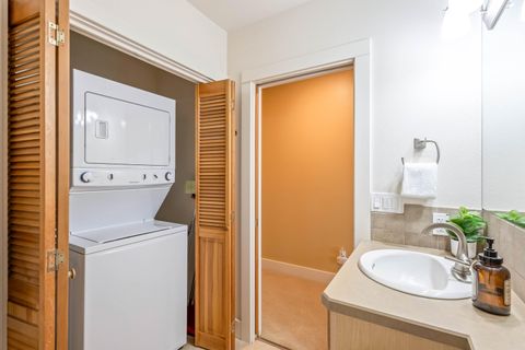 Tiny photo for 353 S Pine Meadow Street #8, Sisters, OR 97759 (MLS # 220214894)