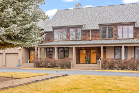 Tiny photo for 353 S Pine Meadow Street #8, Sisters, OR 97759 (MLS # 220214894)