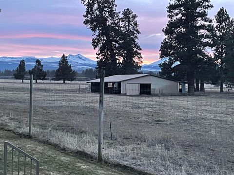 Tiny photo for 353 S Pine Meadow Street #8, Sisters, OR 97759 (MLS # 220214894)