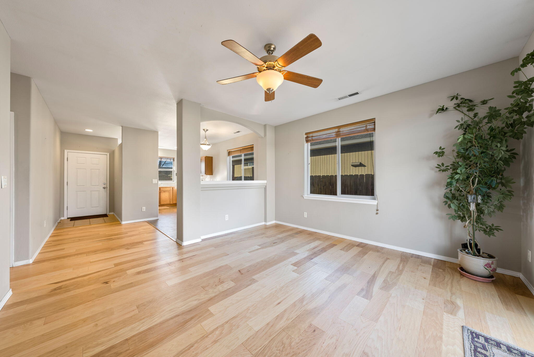 3115 SW Peridot Avenue