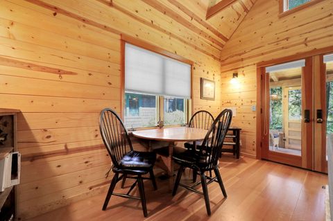 Tiny photo for 56411 McKenzie Highway #6, McKenzie Bridge, OR 97413 (MLS # 220213563)