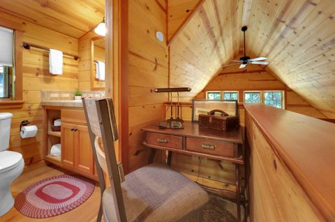 Tiny photo for 56411 McKenzie Highway #6, McKenzie Bridge, OR 97413 (MLS # 220213563)