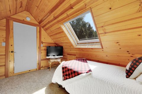 Tiny photo for 56411 McKenzie Highway #6, McKenzie Bridge, OR 97413 (MLS # 220213563)