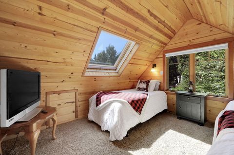 Tiny photo for 56411 McKenzie Highway #6, McKenzie Bridge, OR 97413 (MLS # 220213563)