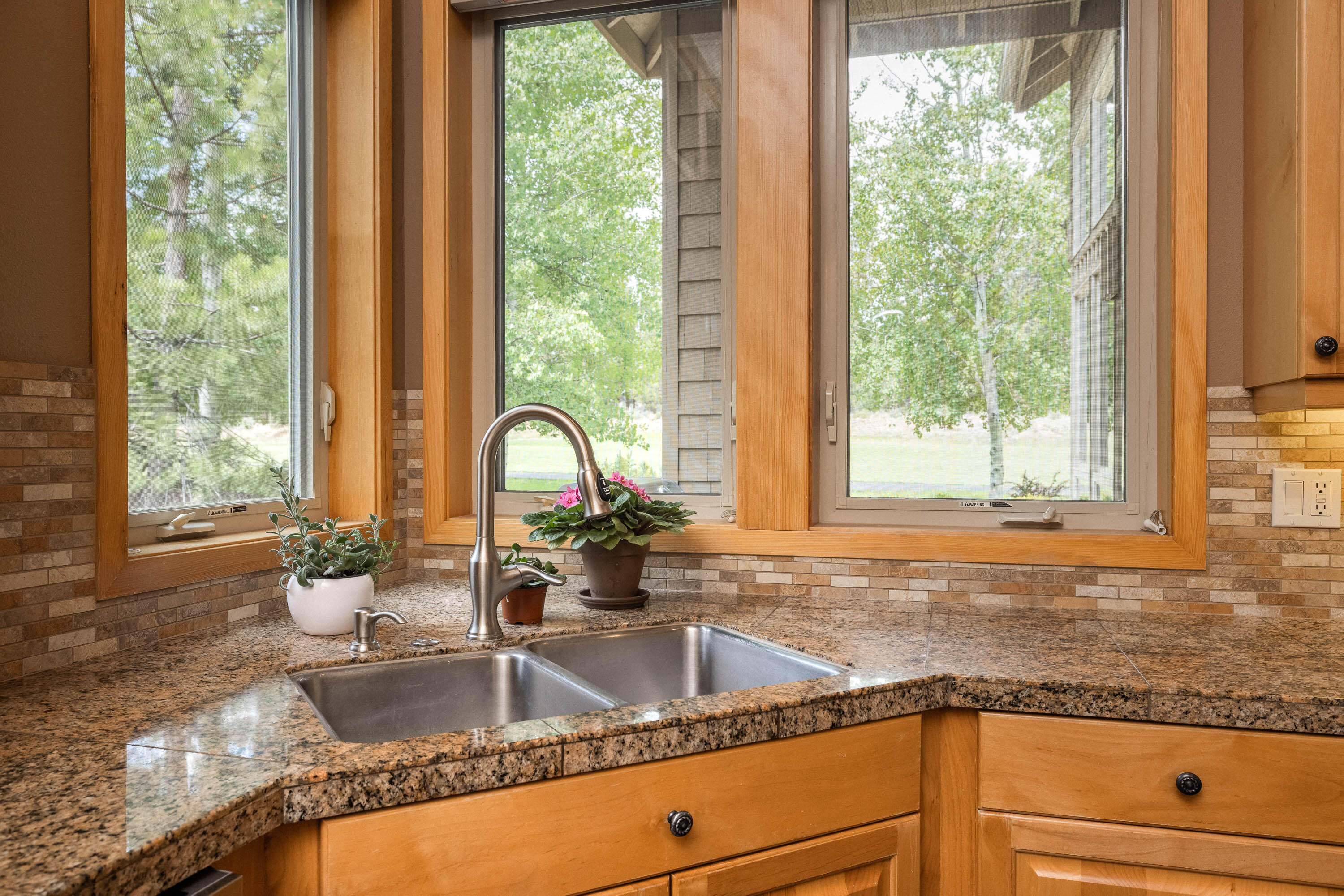 Broken Top - Residential