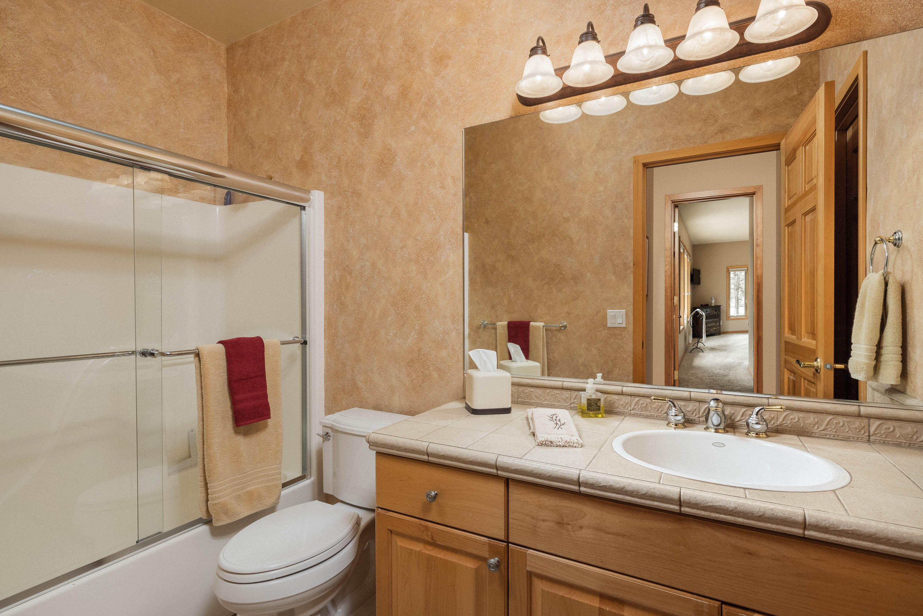 Broken Top - Residential