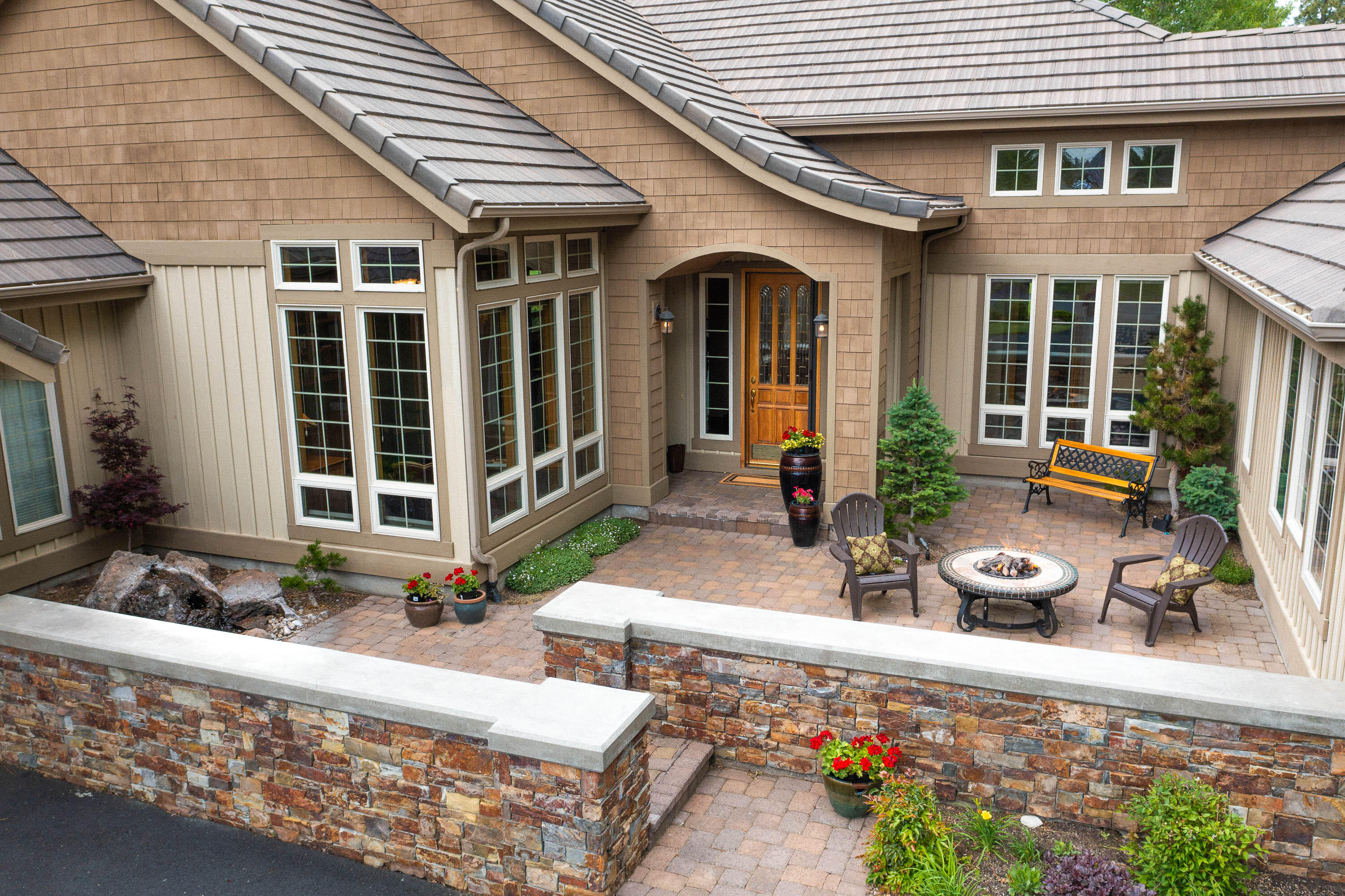 Broken Top - Residential