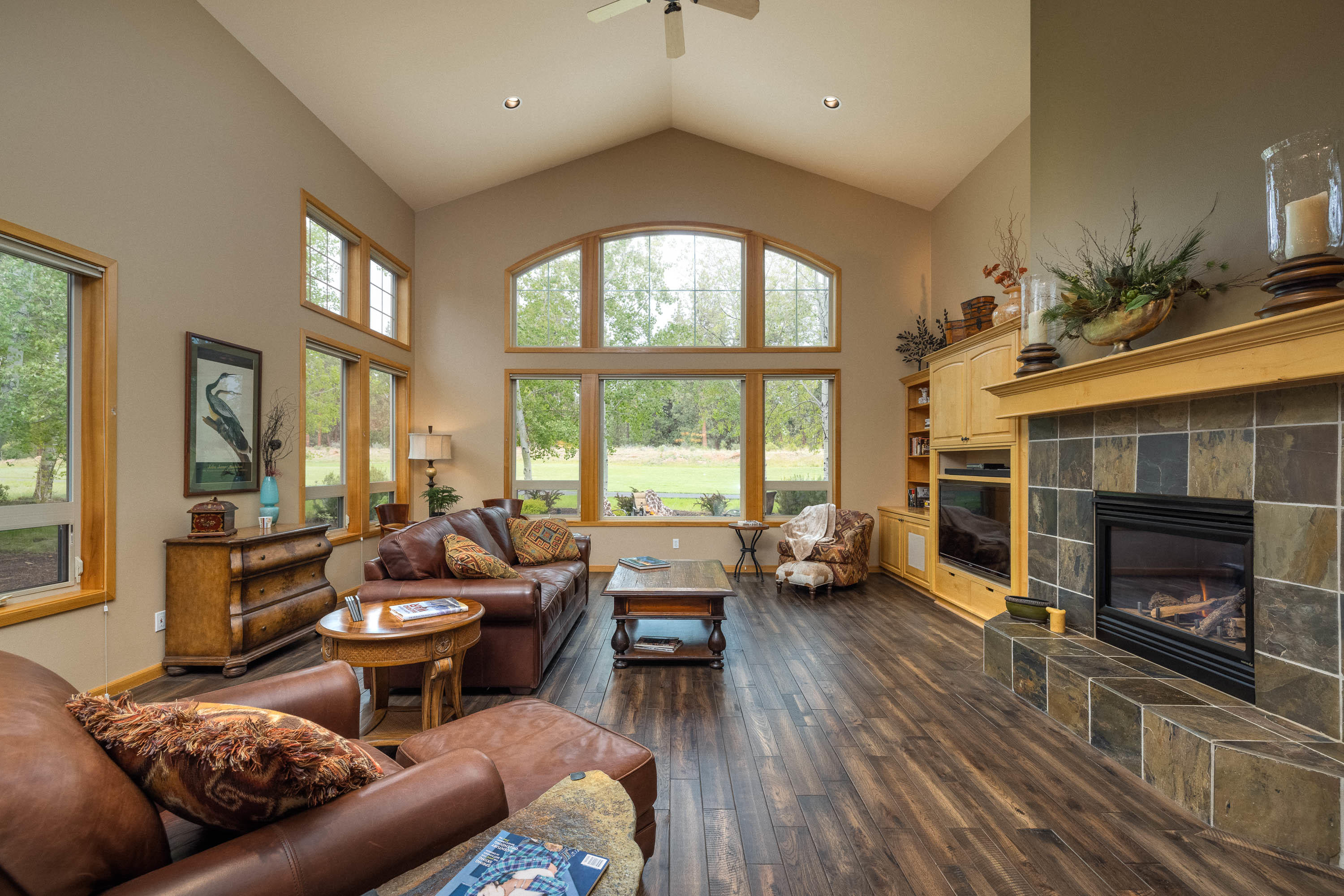 Broken Top - Residential