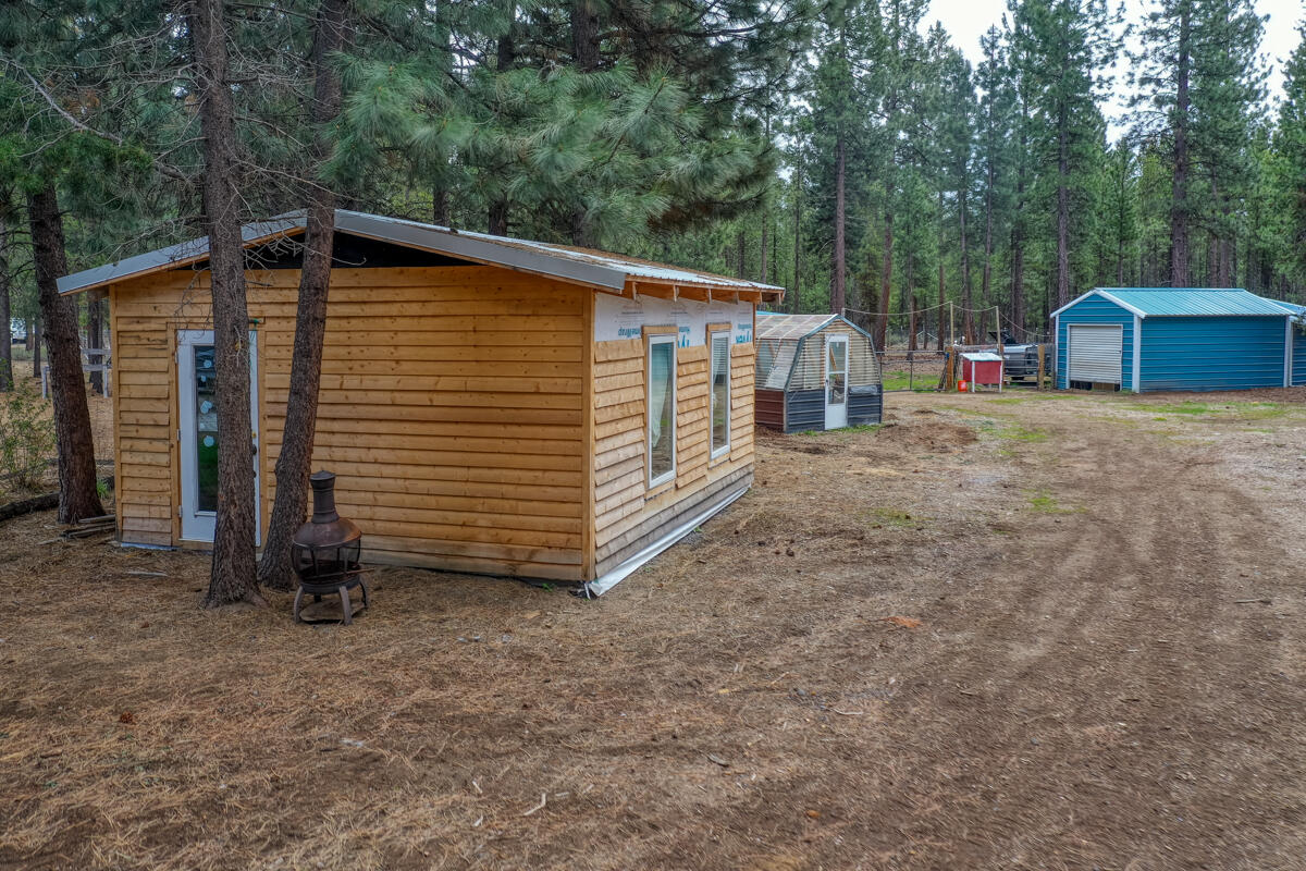 Ponderosa Pines - Residential