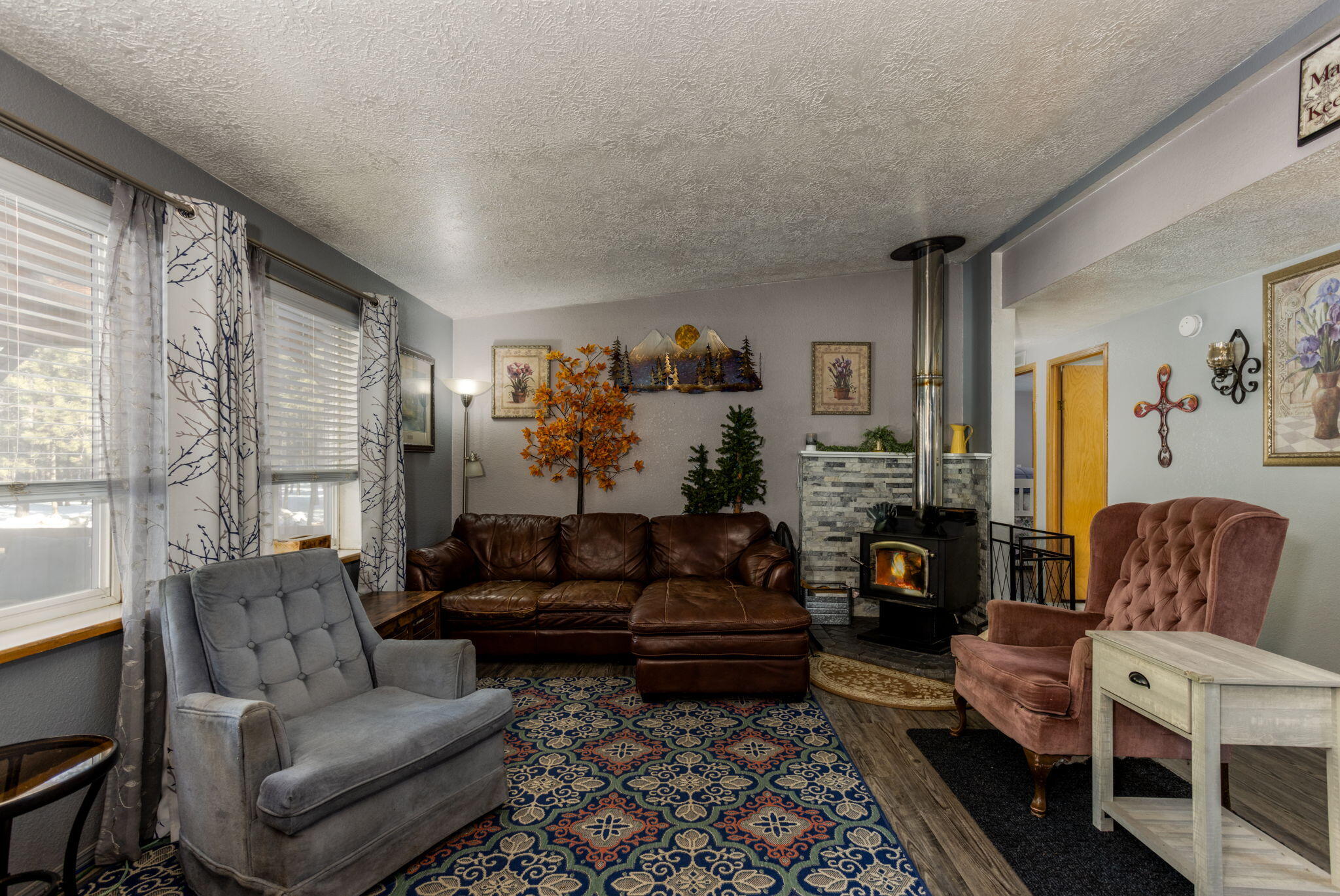 Ponderosa Pines - Residential