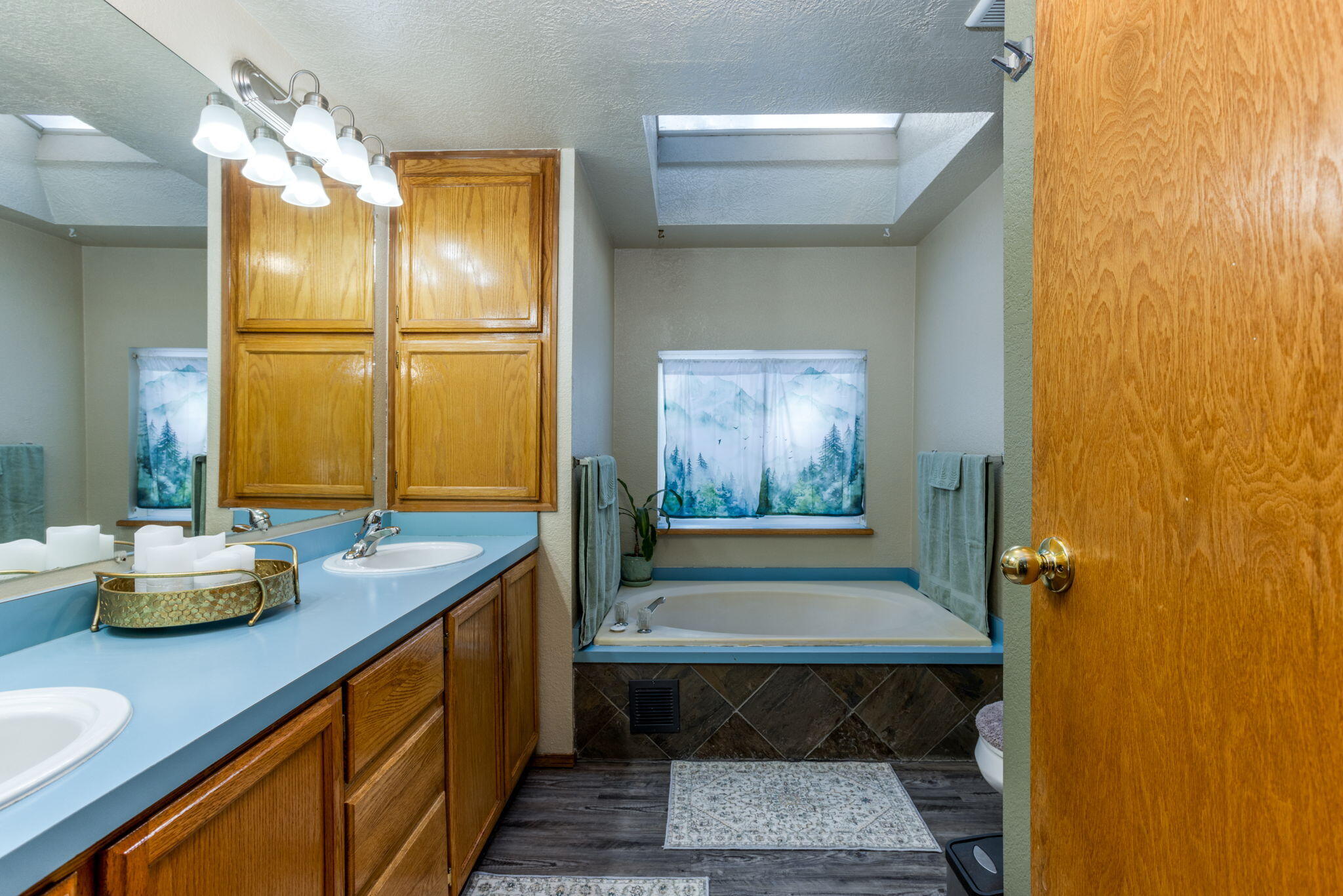 Ponderosa Pines - Residential