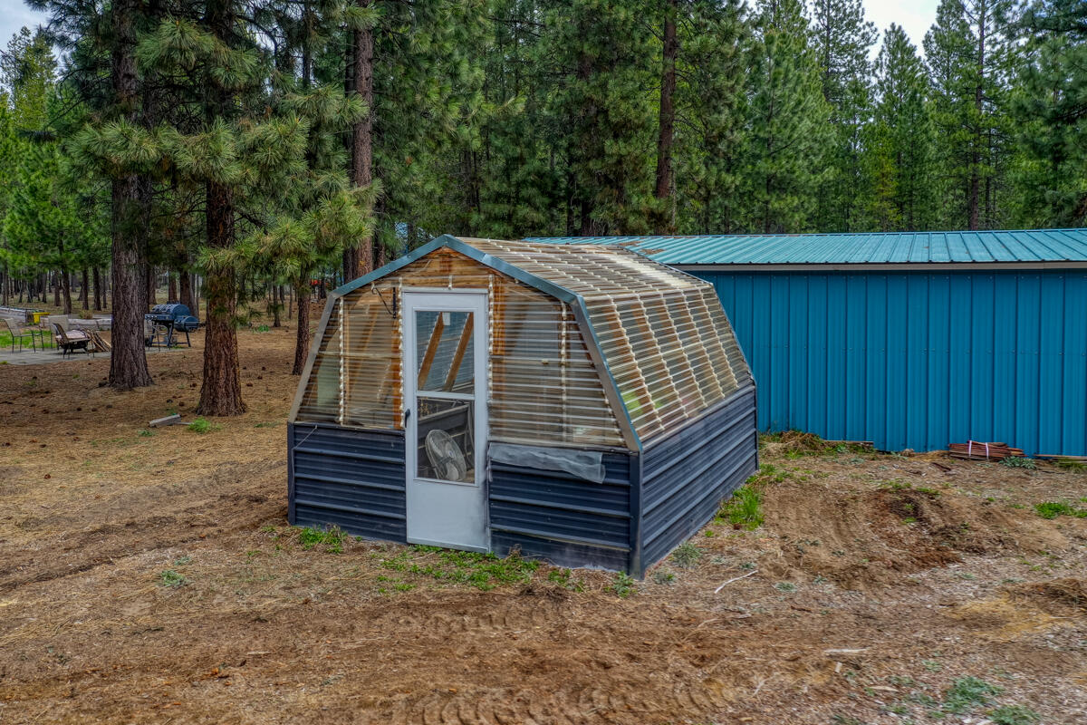 Ponderosa Pines - Residential