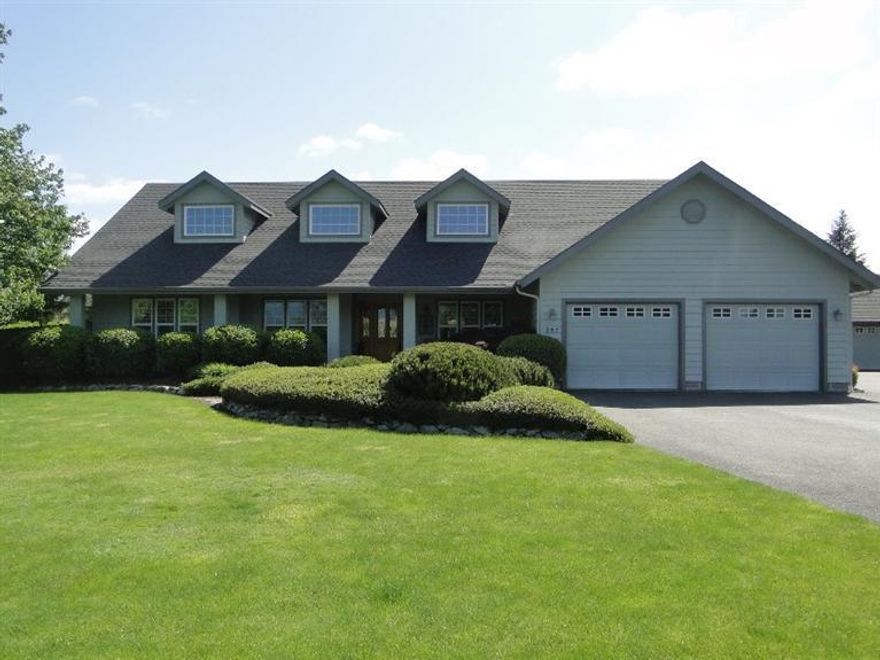 Beautiful property in desirable District 7 Redwood area. 3 beds, 2 baths, den/office, detached and finished 22x38 garage/shop with 3 bays for cars or toys. RV prkg for any length of RV, with hookups and dump station. Fully landscaped acre with private backyard, koi pond, 10x10 garden house, raised beds, 8x30 shed with electricity, lots of garage cabinets + attic space. Strong well, city sewer. Beautiful sunrises and sunsets. In the country, but minutes to town. You'll love this place!