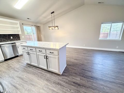 Tiny photo for 16698 Wyatt Drive, La Pine, OR 97739 (MLS # 220216112)