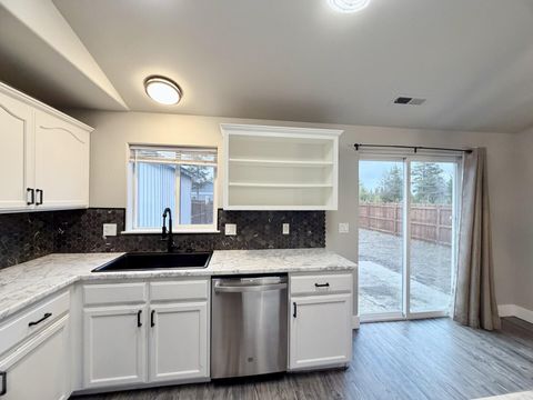Tiny photo for 16698 Wyatt Drive, La Pine, OR 97739 (MLS # 220216112)