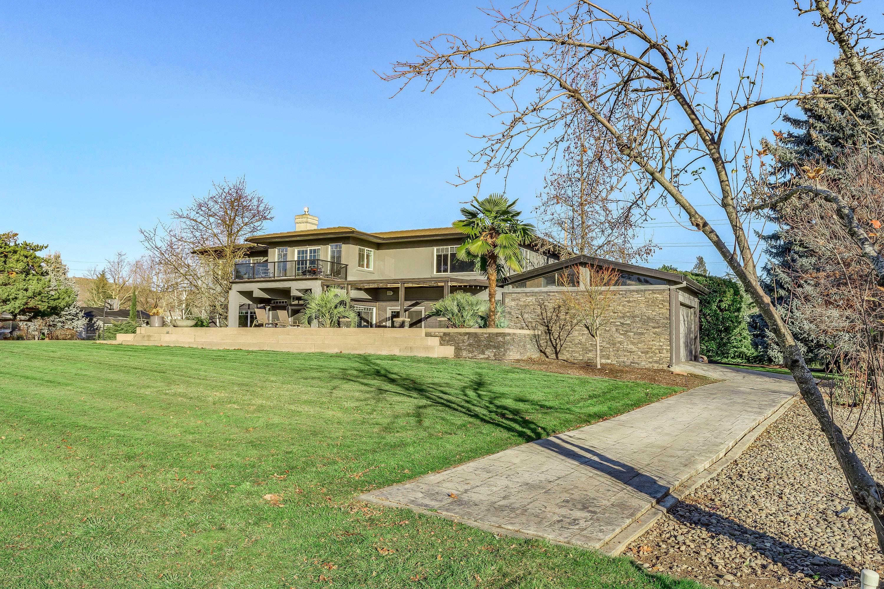 Rogue Valley Estates Subdivision - Residential