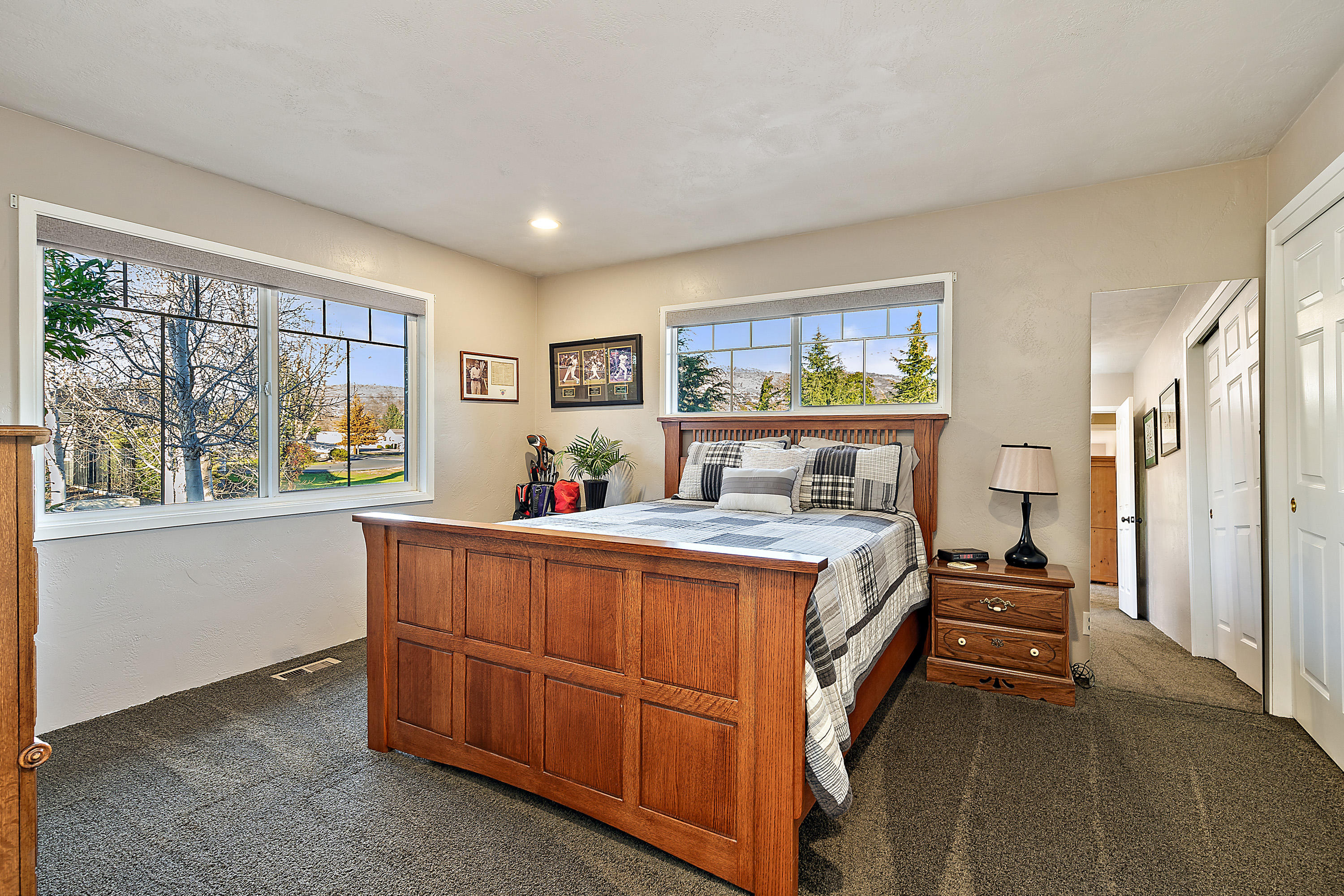 Rogue Valley Estates Subdivision - Residential