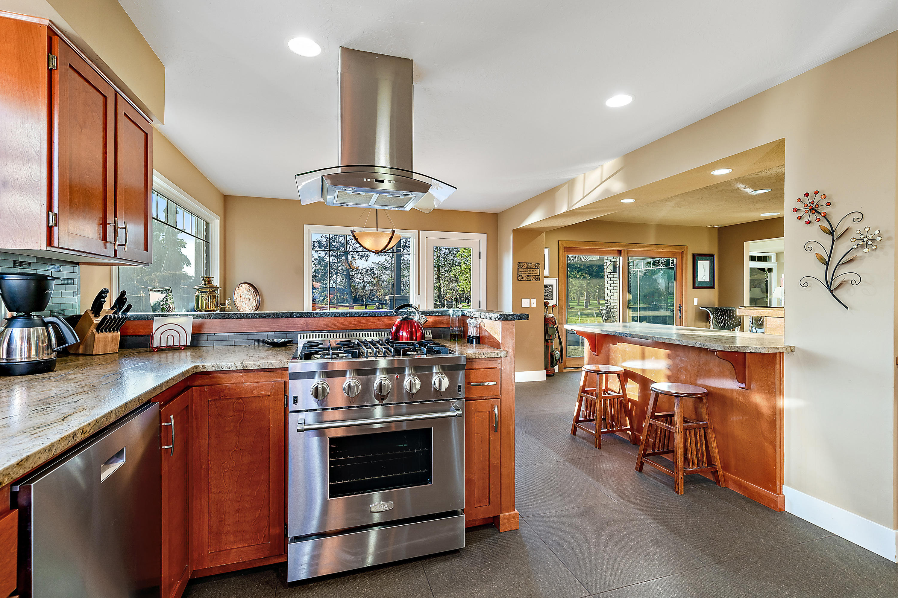 Rogue Valley Estates Subdivision - Residential