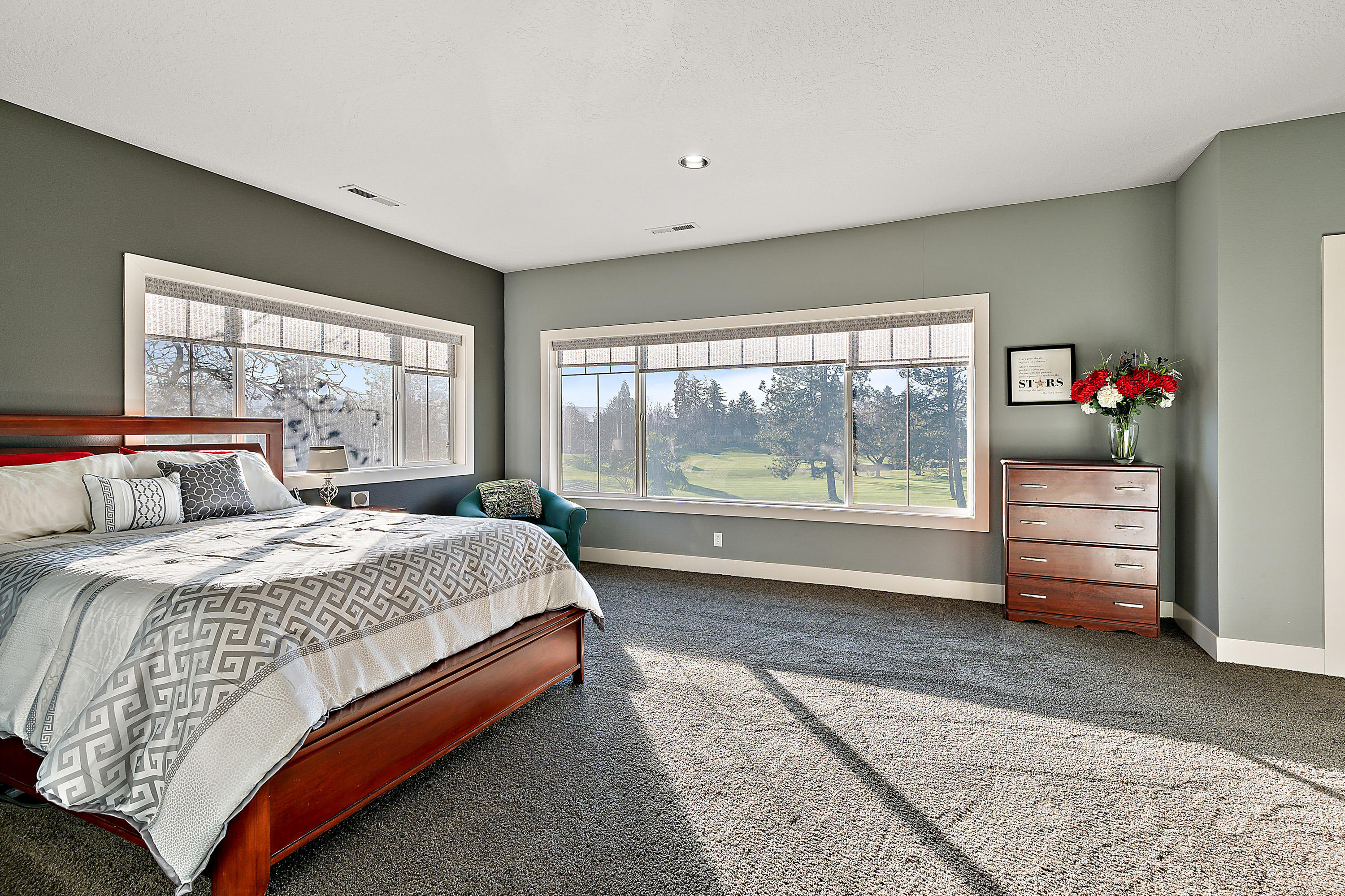 Rogue Valley Estates Subdivision - Residential