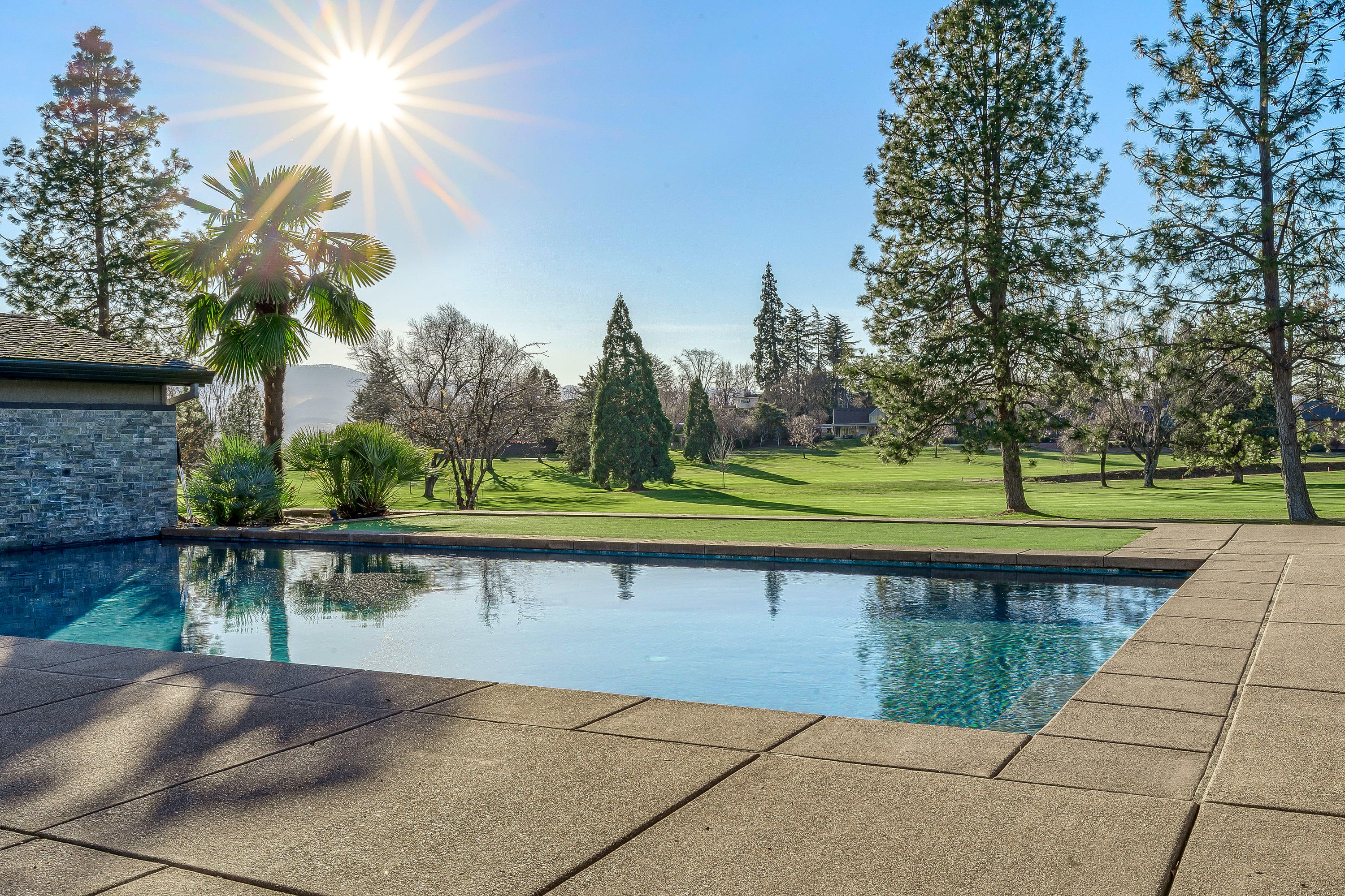 Rogue Valley Estates Subdivision - Residential