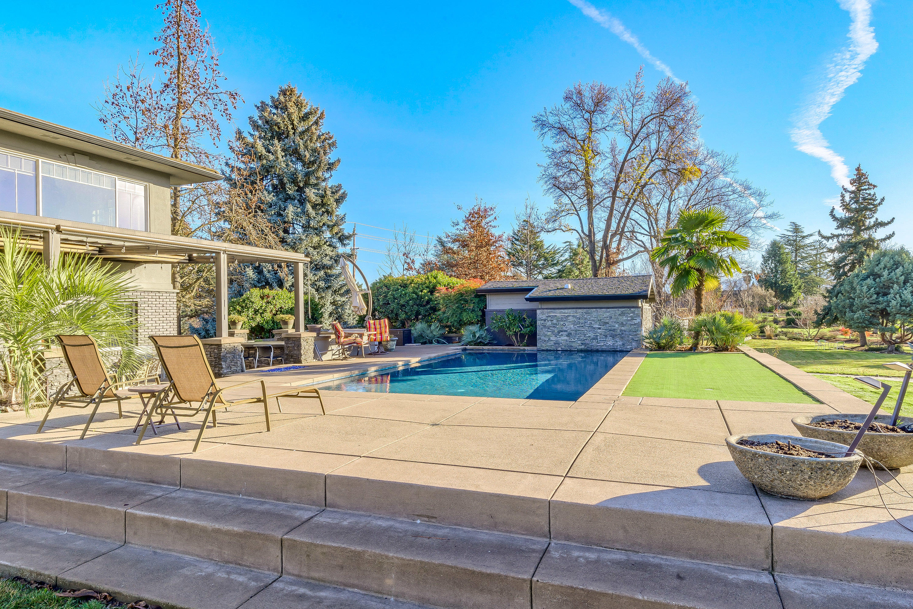 Rogue Valley Estates Subdivision - Residential