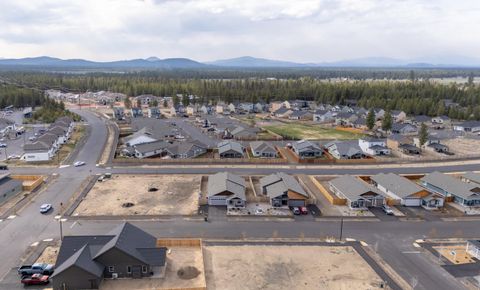 Tiny photo for 51751 Morning Pine Drive, La Pine, OR 97739 (MLS # 220200441)