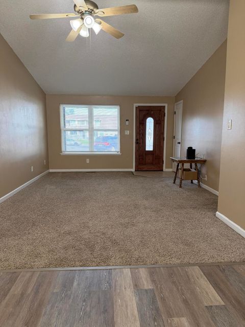 Tiny photo for 4301 Myrtlewood Drive, Klamath Falls, OR 97603 (MLS # 220219471)
