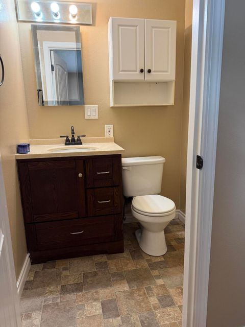 Tiny photo for 4301 Myrtlewood Drive, Klamath Falls, OR 97603 (MLS # 220219471)