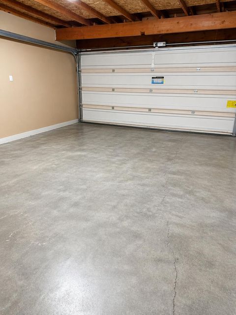 Tiny photo for 4301 Myrtlewood Drive, Klamath Falls, OR 97603 (MLS # 220219471)