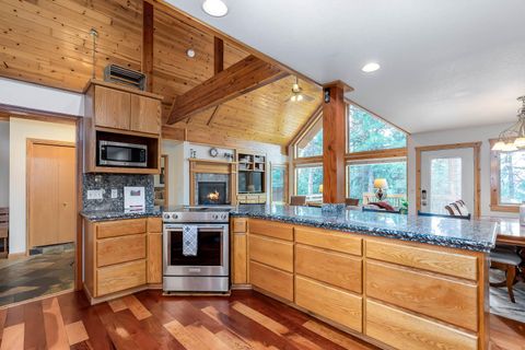 Tiny photo for 18616 Diamond Peak Drive, Crescent Lake, OR 97733 (MLS # 220211546)