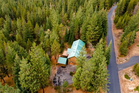 Tiny photo for 18616 Diamond Peak Drive, Crescent Lake, OR 97733 (MLS # 220211546)
