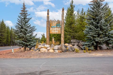 Tiny photo for 18616 Diamond Peak Drive, Crescent Lake, OR 97733 (MLS # 220211546)