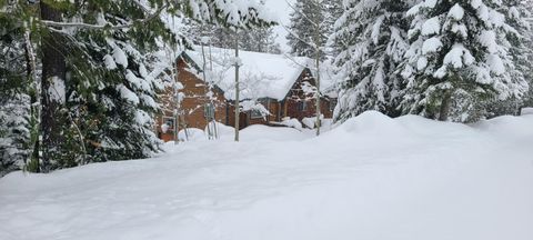 Tiny photo for 18616 Diamond Peak Drive, Crescent Lake, OR 97733 (MLS # 220211546)