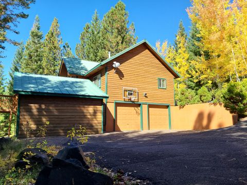 Tiny photo for 18616 Diamond Peak Drive, Crescent Lake, OR 97733 (MLS # 220211546)