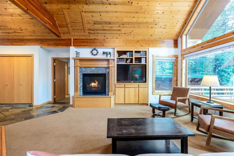 Tiny photo for 18616 Diamond Peak Drive, Crescent Lake, OR 97733 (MLS # 220211546)