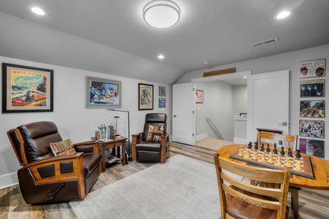 Tiny photo for 3043 NW Hidden Ridge Drive, Bend, OR 97703 (MLS # 220211731)