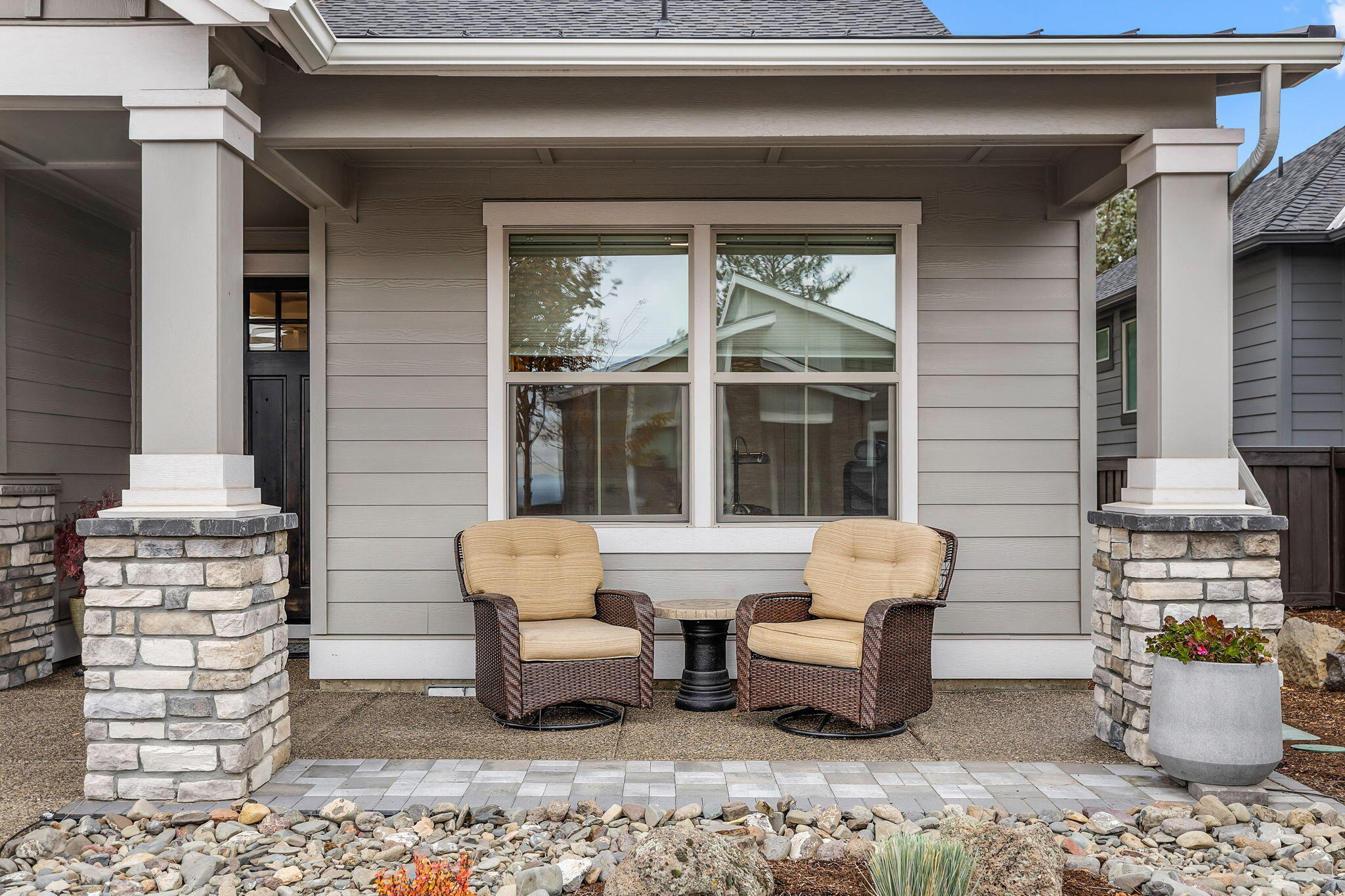 3043 NW Hidden Ridge Drive