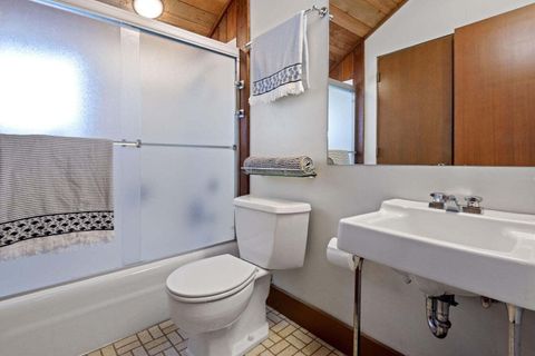 Tiny photo for 12960 Hawks Beard #63, Black Butte Ranch, OR 97759 (MLS # 220214810)