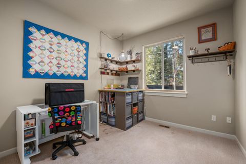 Tiny photo for 60291 Addie Triplett Loop, Bend, OR 97702 (MLS # 220214058)