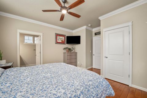 Tiny photo for 60291 Addie Triplett Loop, Bend, OR 97702 (MLS # 220214058)