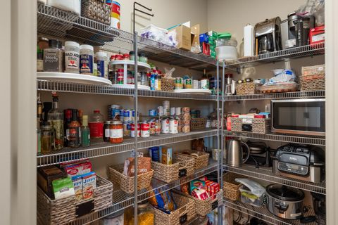 Tiny photo for 60291 Addie Triplett Loop, Bend, OR 97702 (MLS # 220214058)